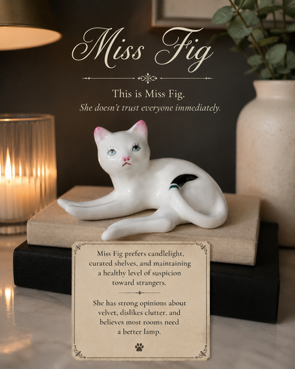 Miss Fig | Vintage Porcelain Cat
