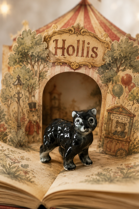 Hollis | Vintage Miniature Bear Figurine